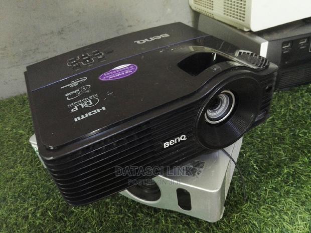 Benq 4000lumens Projector for Sale