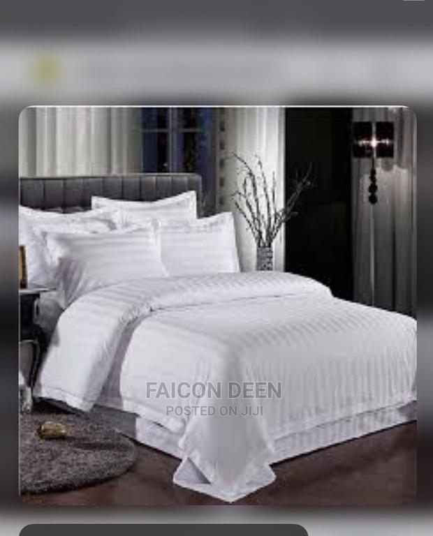 Super King Size Pure White Bedsheets (100% Cotton) · Photo 1