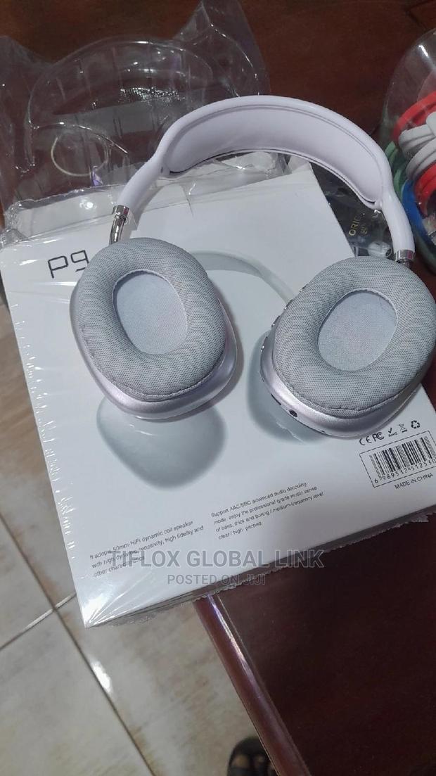 P9 Bluetooth Headset (UK ) photo 3
