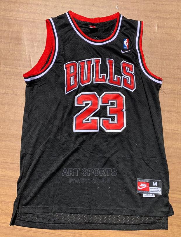 Bulls Basketball Jersey · Photo 4