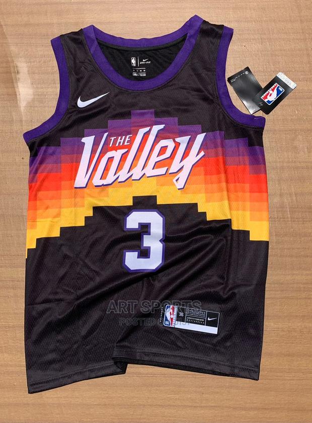 Original Basketball Jersey · Photo 4