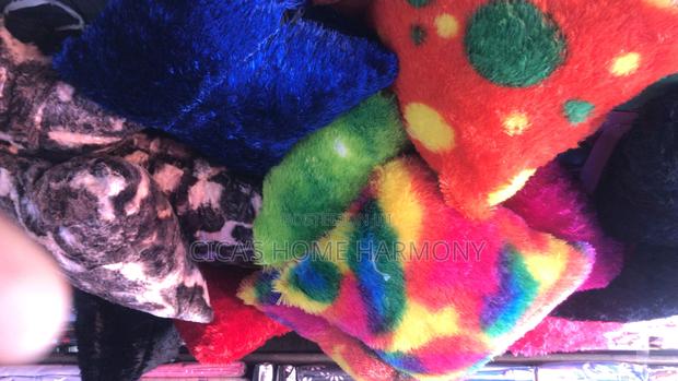 Beautiful Throw Pillows · Photo 3