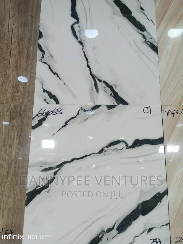 60/60 Porcelain Tiles · Photo 2