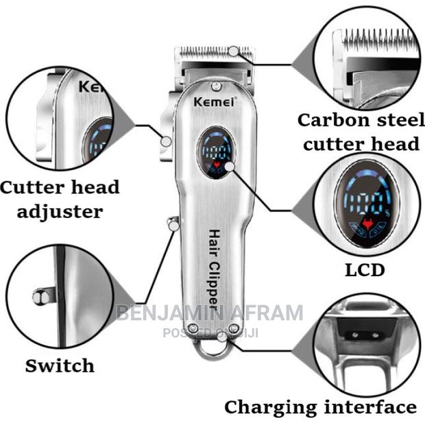 Kemei 2002 Rechargeable Cordless Hair Clipper · Photo 4