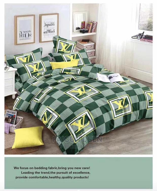 Quality Cotton Bedding(2 Bedsheets, 4 Pillow Cases) · Photo 1