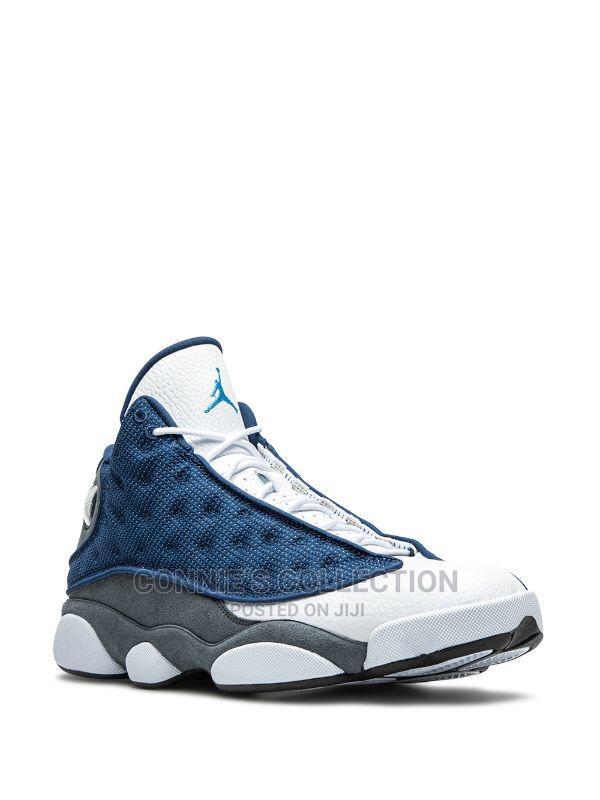 Air Jordon 13 White and Blue · Photo 2