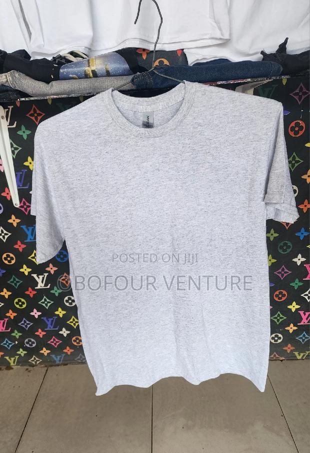 100% Unisex Plain T-Shirts From USA