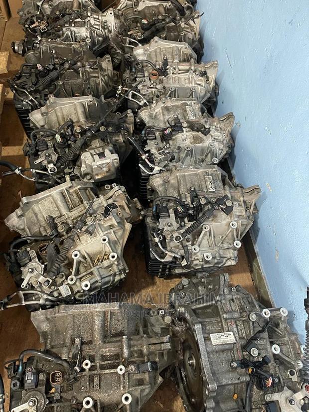 Hyundai Elantra Complete Engine With Transmission photo 2