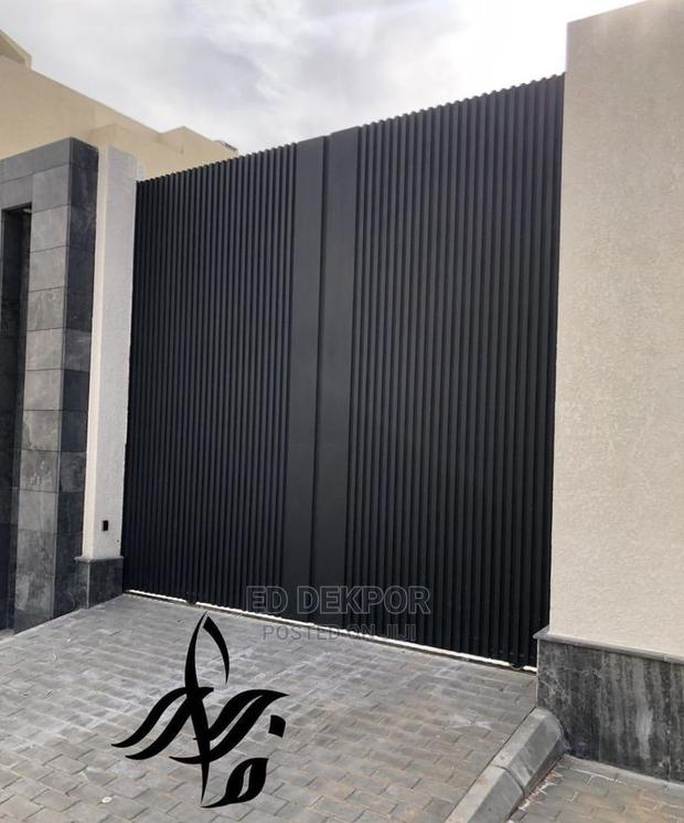 Vm Metal Gate · Photo 1