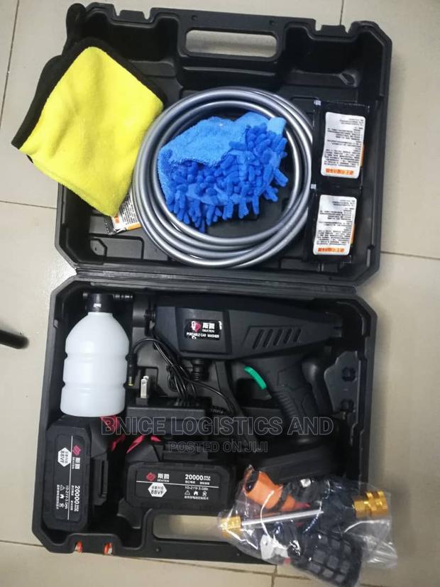 High Pressure Car Wash Pump With 2 Batteries photo 5