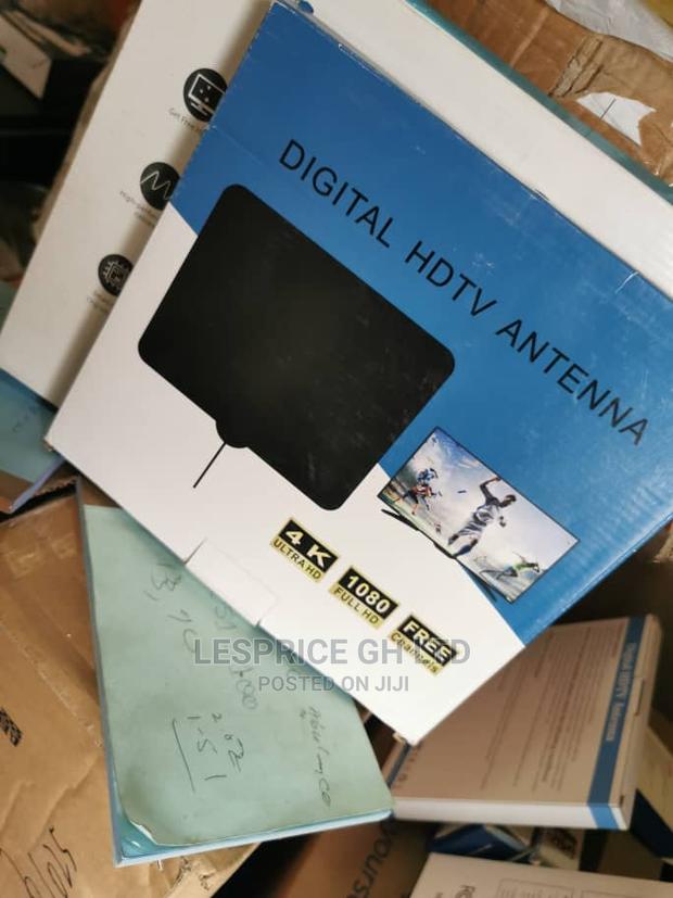 Exclusive Digital HDTV Antenna · Photo 2