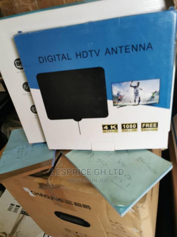 Requisite Digital HDTV Antenna · Photo 2