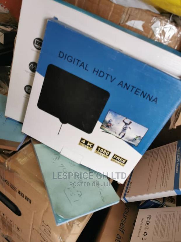 Unique Digital HDTV Antenna · Photo 2