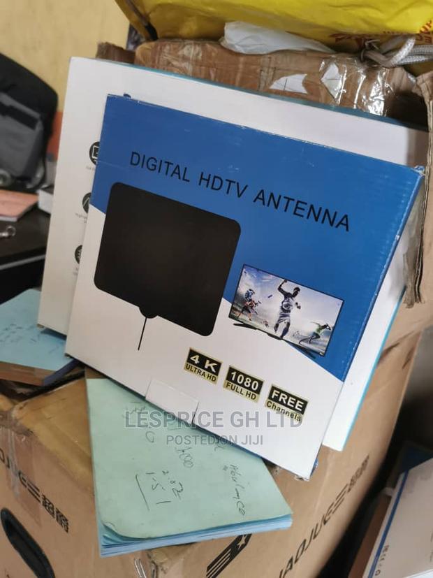 Good Looking Digital HDTV Antenna · Photo 2