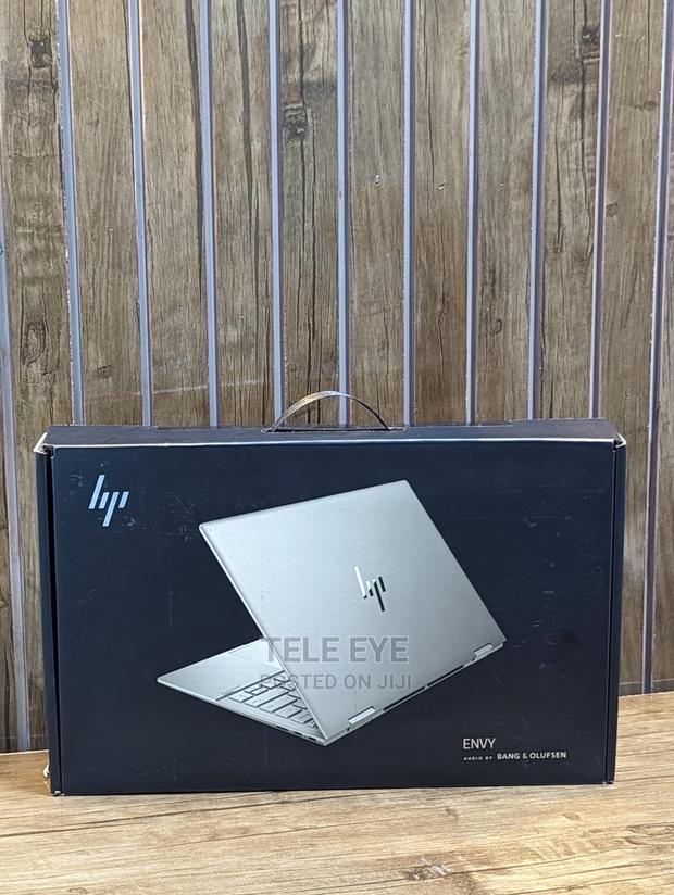 New Laptop HP Envy 17 8GB Intel Core I7 SSD 512GB · Photo 4