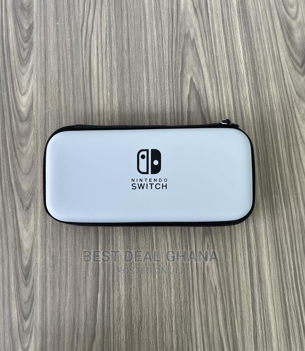 Nintendo Switch Carrying Case photo 3