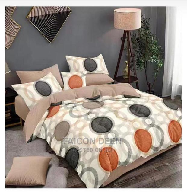 Authentic Cotton Bedsheets(2 Bedsheets, 5 Pillow Cases · Photo 1