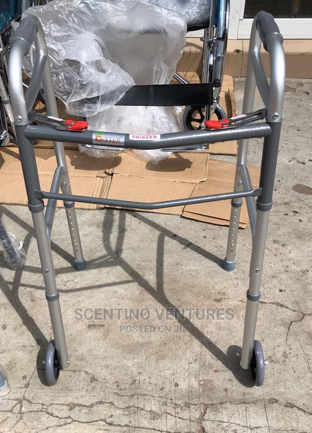Zimmer Frame / Walker · Photo 3