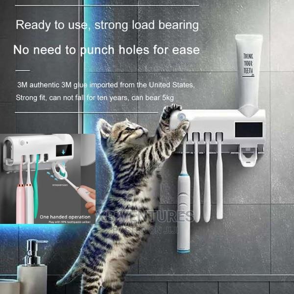 Uv Sterilizer Toothbrush Holders Toothpaste Dispensers · Photo 4