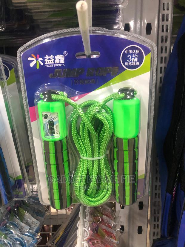 Adjustable Digital Skipping Rope (3 Meters) · Photo 2