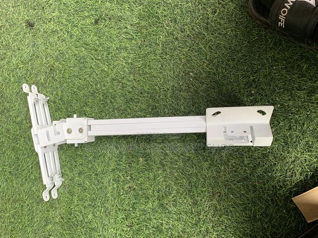 Projector Wall Mount for Easy Mounting of Projectors · Photo 2