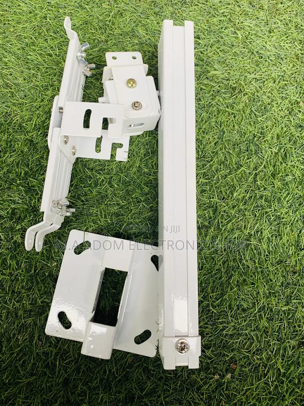 Very Durable Projector Wall Mount · Photo 2