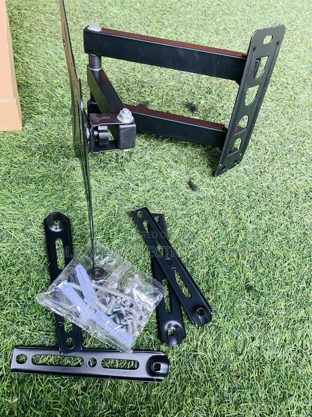 Wall Mount for Tv Between 14”-55” · Photo 4