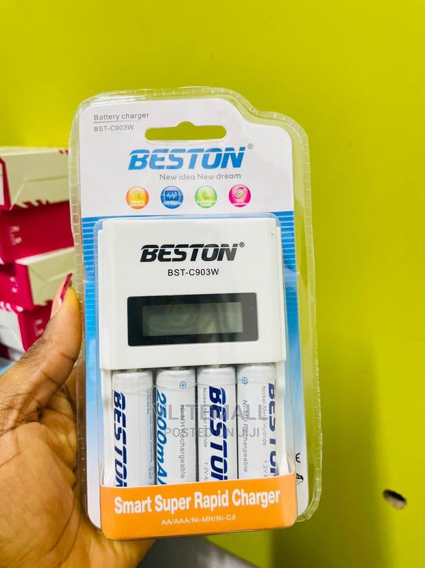 Beston Charger With 4 Batteries ( BST-C903W ) · Photo 4