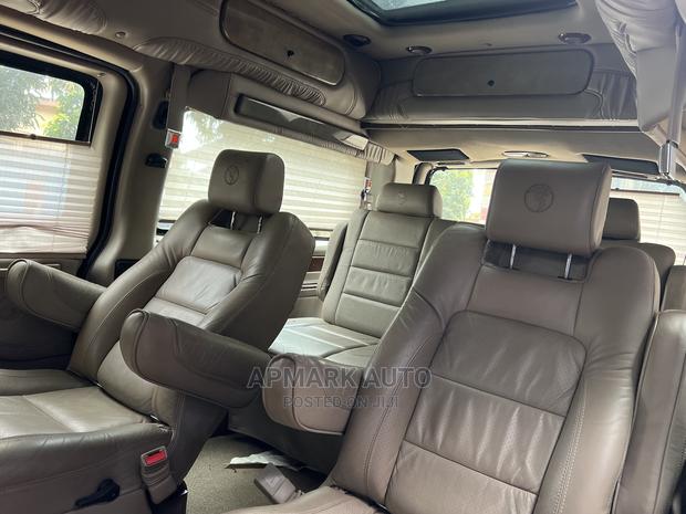 GMC Savana 2011 Blue photo 3