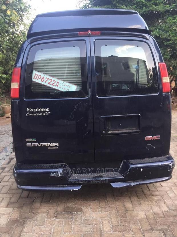 GMC Savana 2011 Blue photo 14
