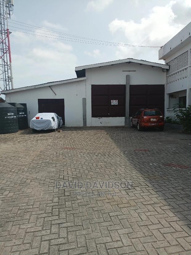 Church Space, Factory and Wearhouse · Photo 2
