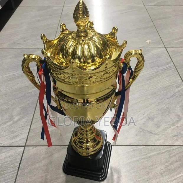 Award Trophy · Photo 2