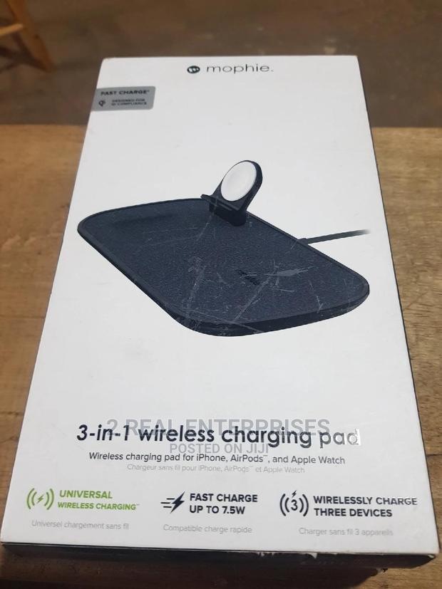 Morphie 3 in 1 Wireless Charging Pad · Photo 3