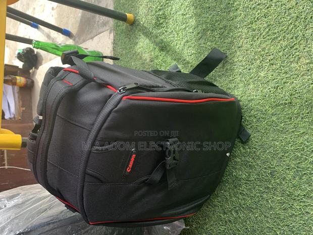 Canon Meduim Size Back Pack for Camera · Photo 2
