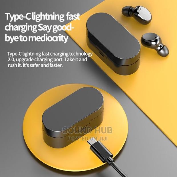 Sky-8 Earbuds · Photo 4