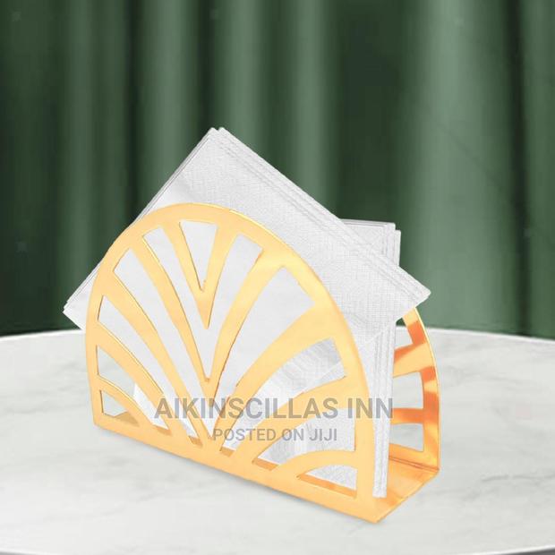 Table Tissue Holder · Photo 2