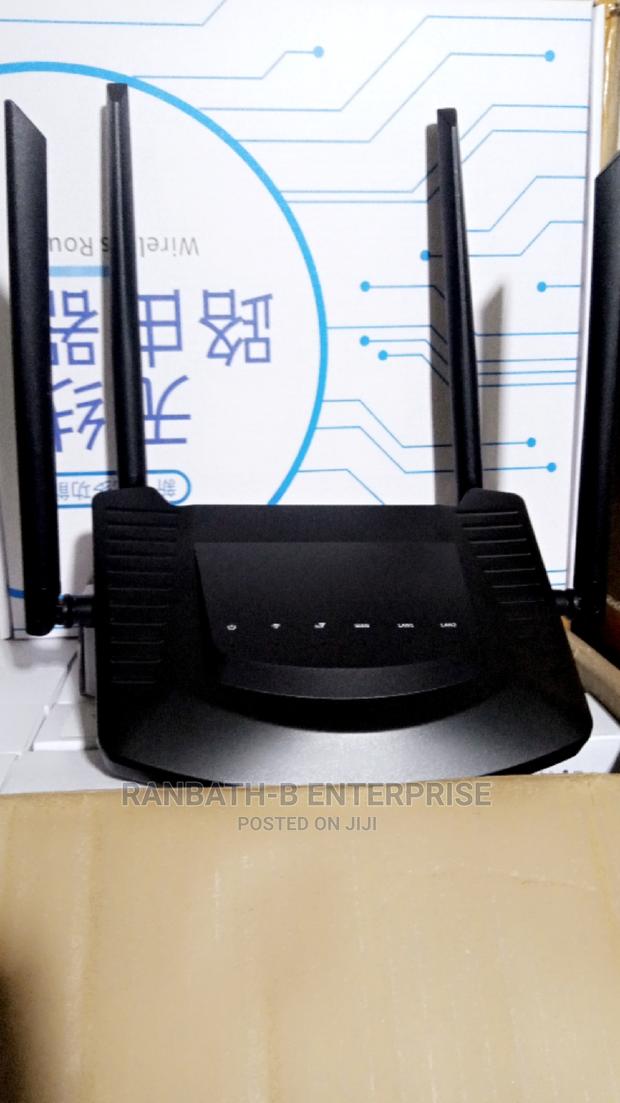 4G LTE Advance Wireless Router (Universal) · Photo 3