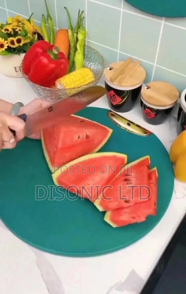 Green Antibacterial Silicone Chopping Board · Photo 4