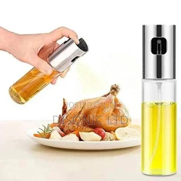 Oil And Liquid Spraying Bottle · Photo 2