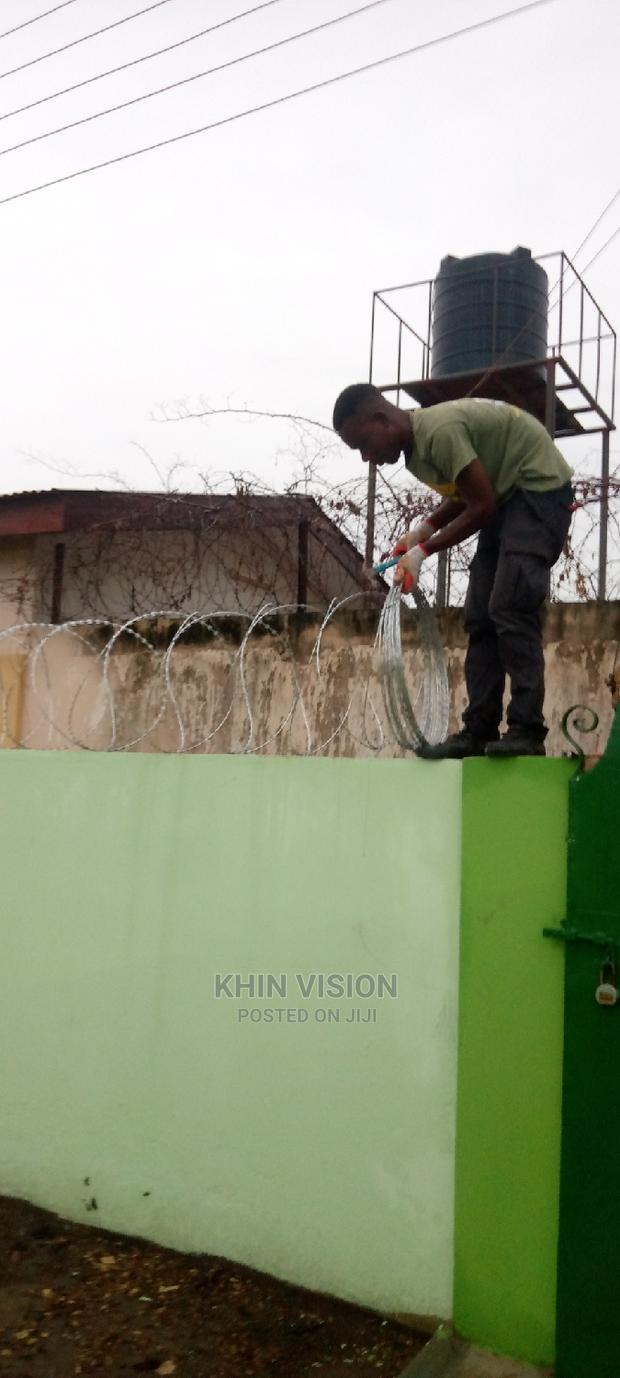 Security Razor Fencing Installation and Quality Material Use photo 2