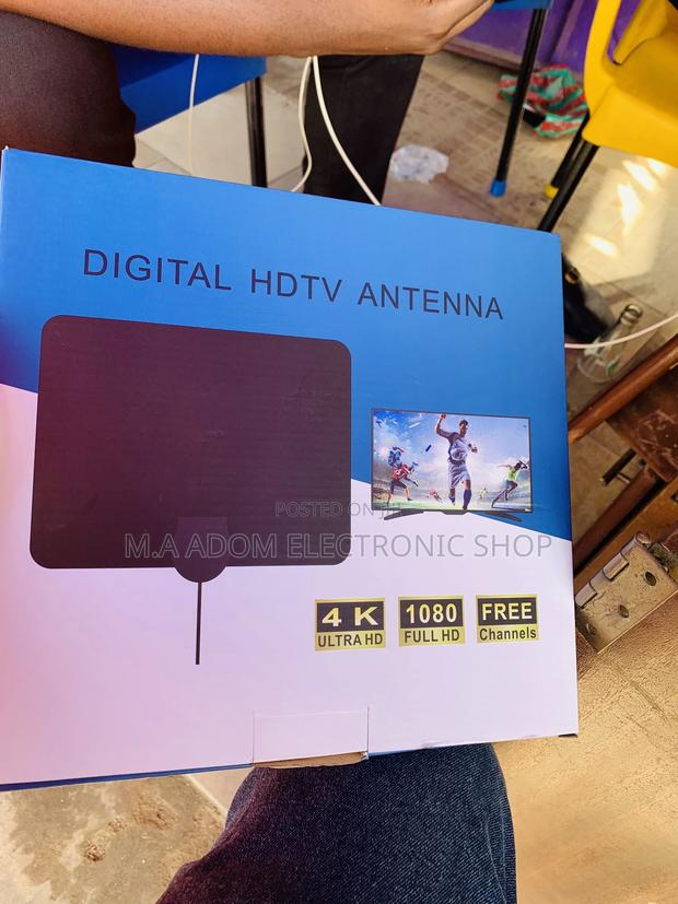 Get All Free to Air Locals Channels With This Indoor Antenna · Photo 2