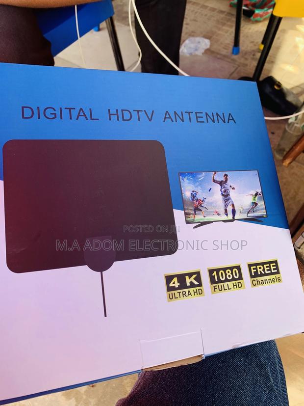 Indoor Antenna With 5v Booster · Photo 2