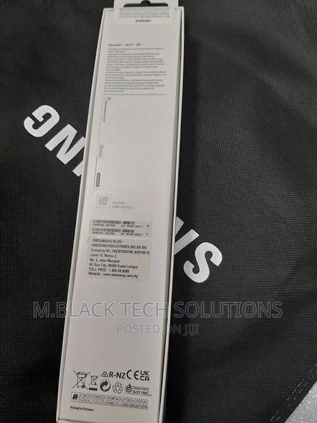 SAMSUNG Galaxy Watch 5 44mm Bluetooth Smartwatch photo 2