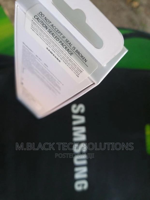 SAMSUNG Galaxy Watch 5 44mm Bluetooth Smartwatch photo 3