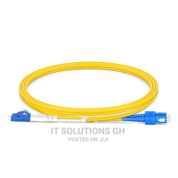 LC/UPC to SC/UPC Patch Cord / Single Mode Duplex · Photo 2