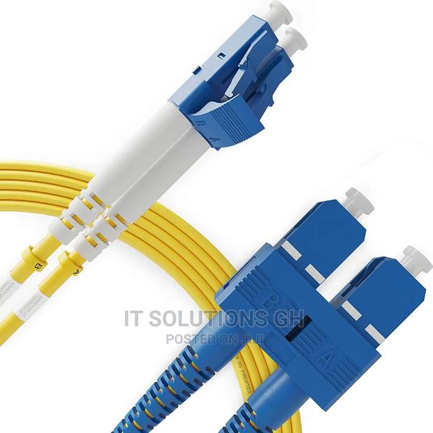 LC/UPC to SC/UPC Patch Cord / Single Mode Duplex / 5M · Photo 2