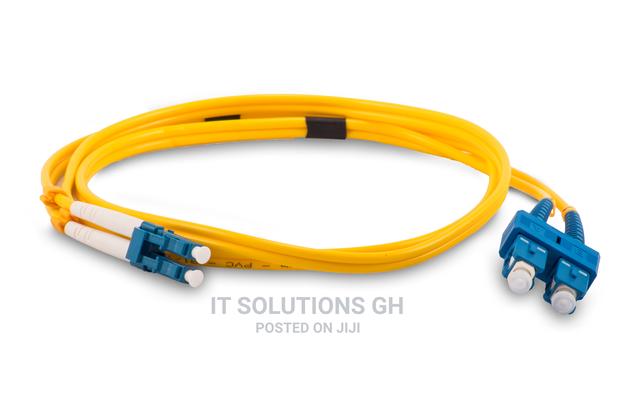 LC/UPC to SC/UPC Patch Cord / Single Mode Duplex / 20M · Photo 2