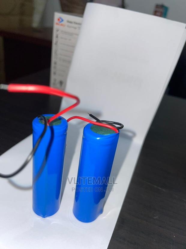 3.7v Lithium Rechargeable Battery · Photo 4
