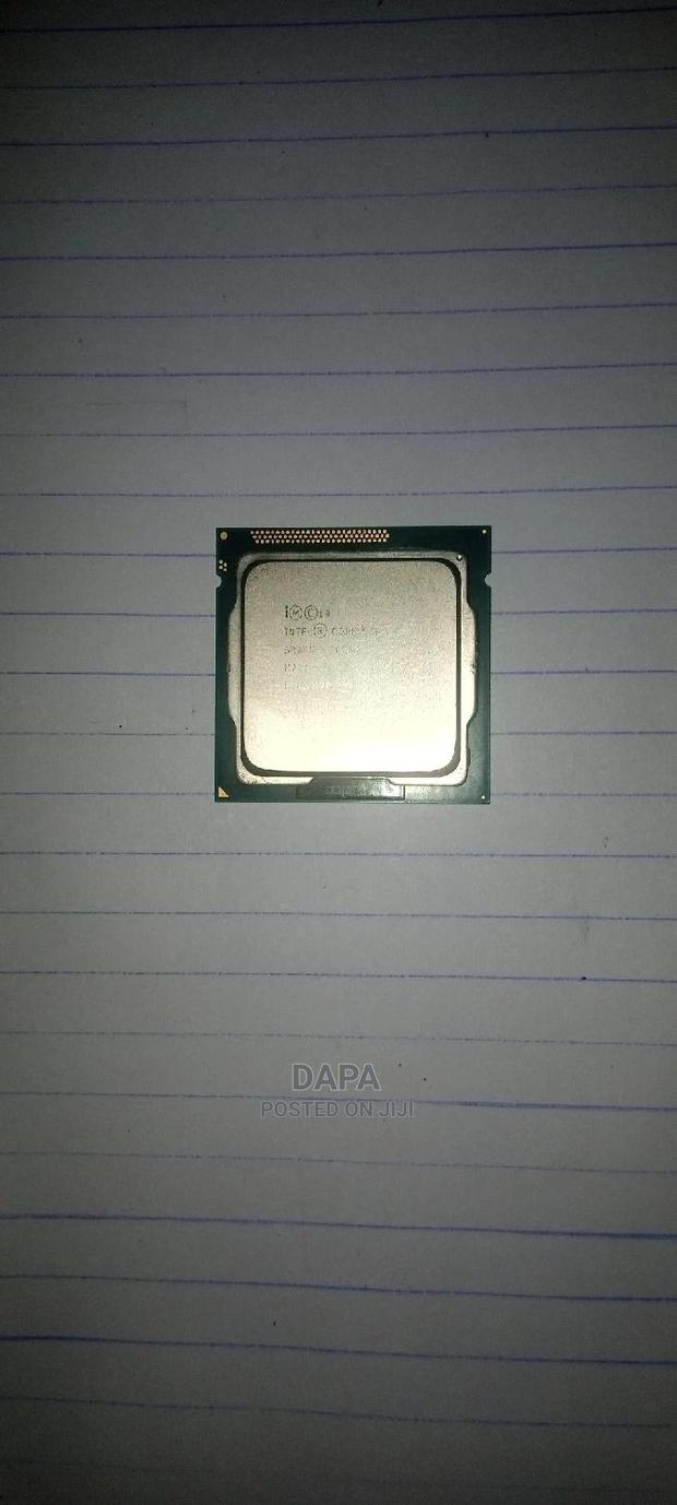 Intel Core I3-3220 Processor · Photo 3