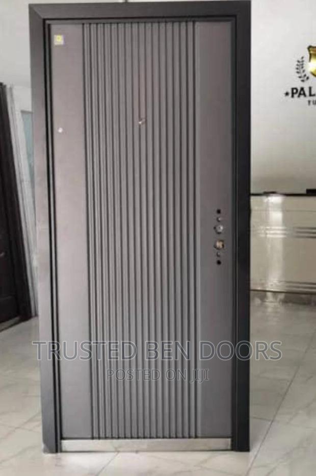 Paladin Special Security Doors [Single And One And Half] · Photo 2